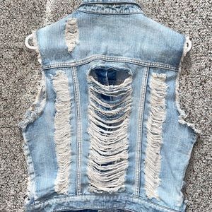 FROM BUCKLE SUPER CUTE JACKET 😍